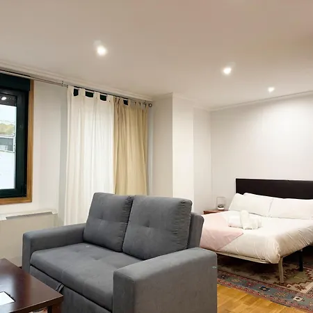 Estudio Dos En Calle Oporto * Vigo