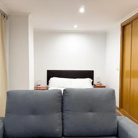 Estudio Dos En Calle Oporto Vigo